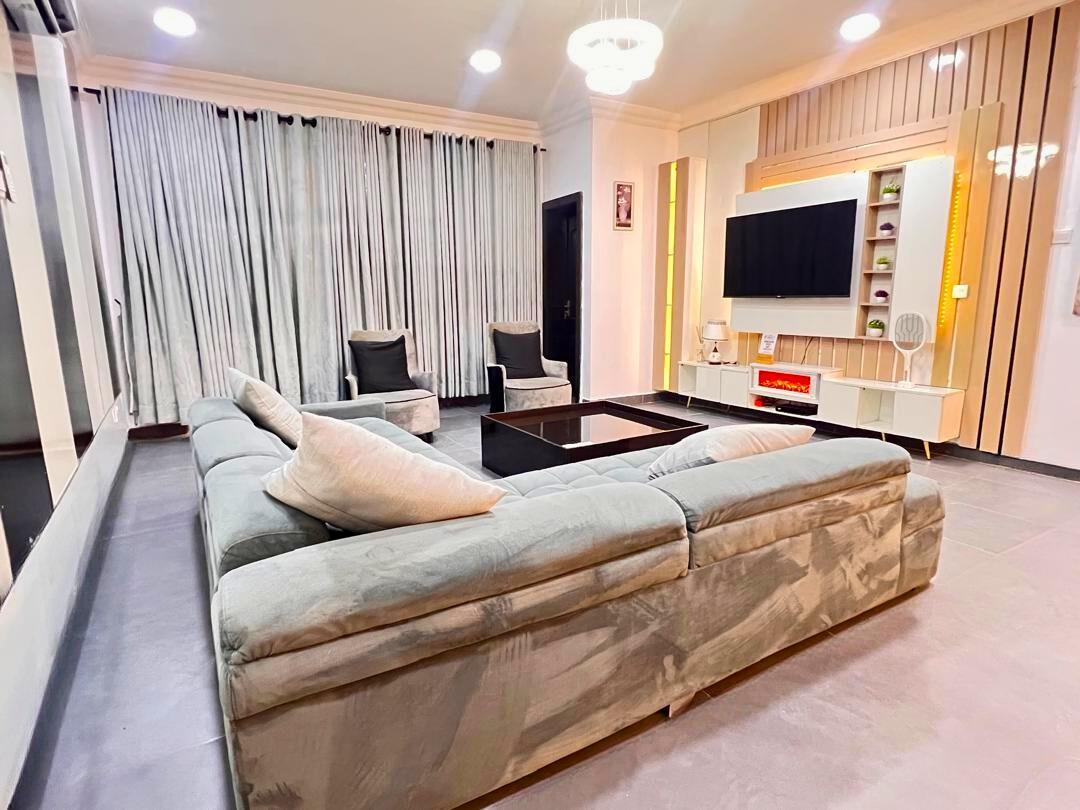 3-Bedroom Zen Apartment-2