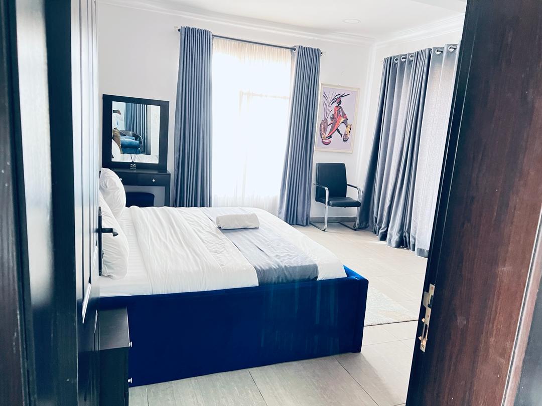 4-Bedroom Royal Penthouse Ocean View Apartment – Luxury with Pool & Snooker in Oniru, Lagos-1